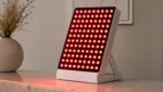 Rotlichtlampe als Beauty-Tool: Anti-Aging Effekte und Hautstraffung einfach erklaert